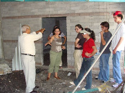 Fundación con tus manos construimos A.C.