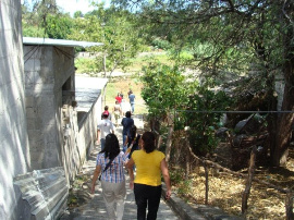 Fundación con tus manos construimos A.C.